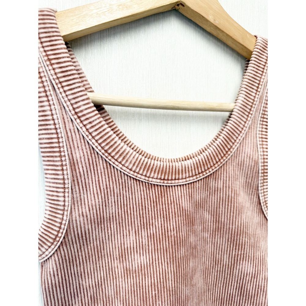 NWOT Zenana Ribbed Cropped Brami Tank Top Deep Camel, Size Small/Medium - Picture 3 of 6